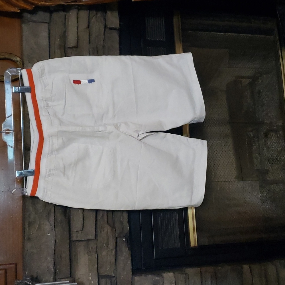 Shorts, men's.
